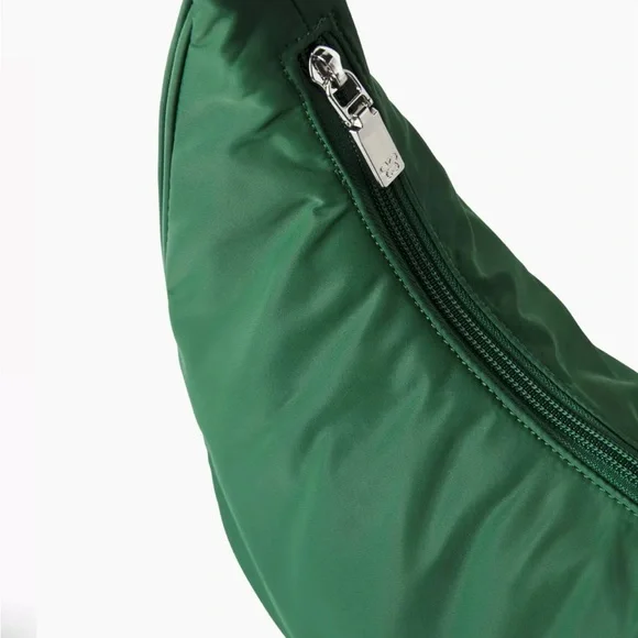 Aritzia crescent nylon bag - Picture 6 of 7